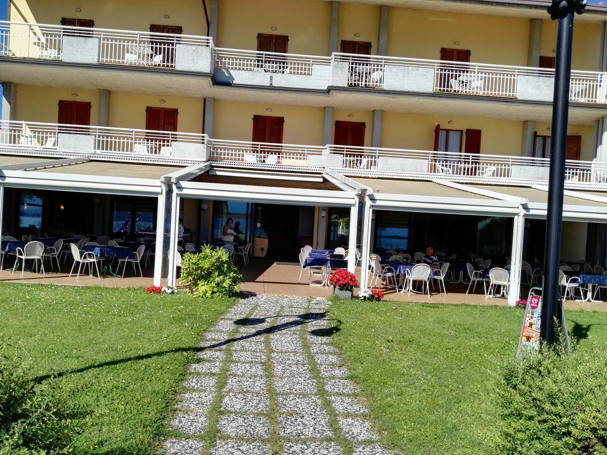 Hotel La Romantica Манерба-дель-Гарда Екстер'єр фото